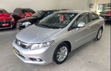 Honda Civic 1.8 LXS 16V Flex 4p Manual