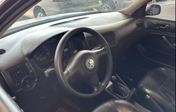 Volkswagen Golf 2.0 - Foto #6