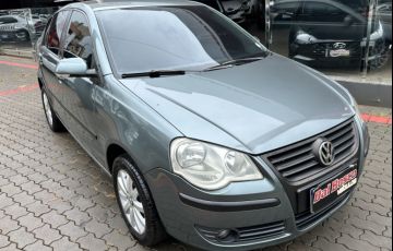 Volkswagen Polo Hatch Comfortline 1.6 8V - Foto #3