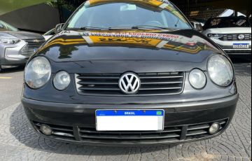 Volkswagen Polo Sedan 1.6 8V - Foto #3