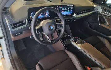 BMW X1 2.0 16V Turbo Sdrive20i M Sport - Foto #4