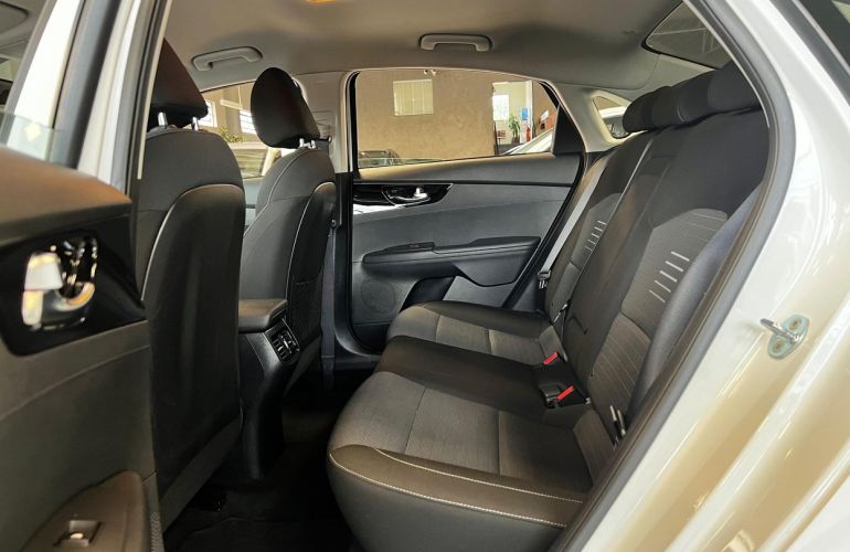 Kia Cerato 2.0 16V Ex - Foto #8