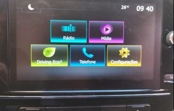 Renault Kwid 1.0 Intense - Foto #2
