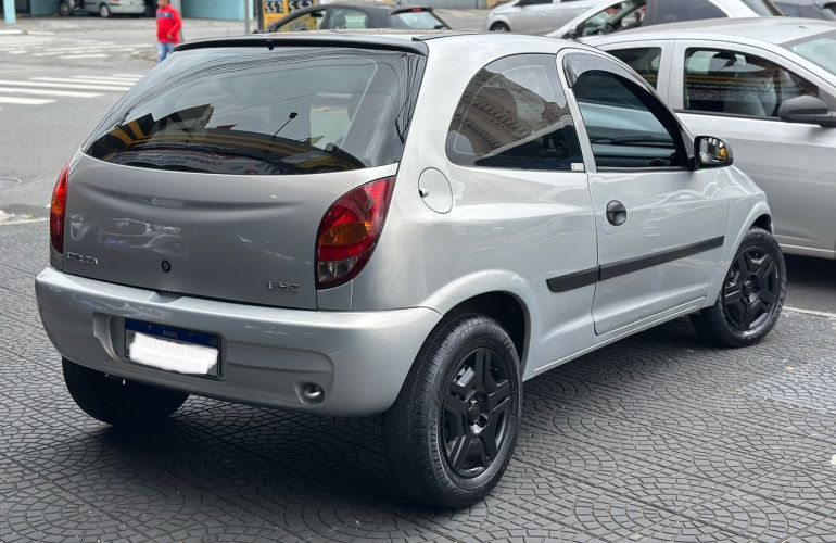 Chevrolet Celta 1.0 MPFi Life 8v - Foto #4
