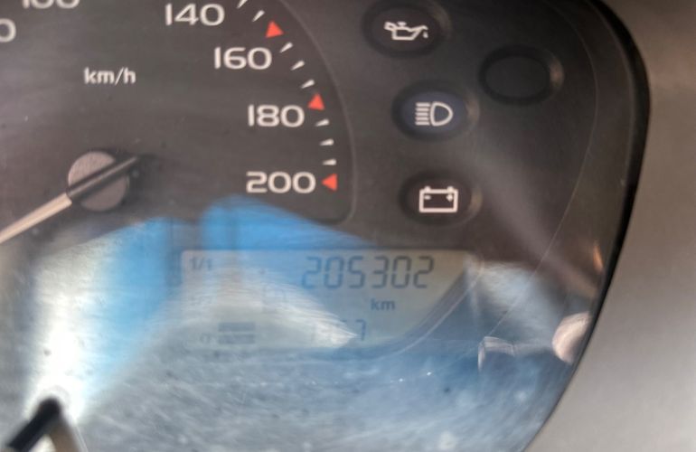 Chevrolet Celta 1.0 MPFi Life 8v - Foto #10