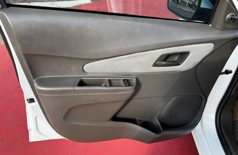 Chevrolet Cobalt 1.4 MPFi LT 8v - Foto #7