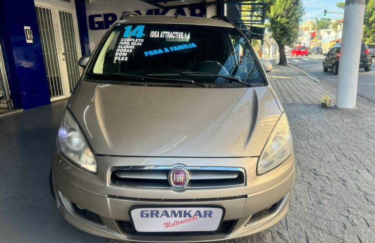 Fiat Idea Attractive 1.4 8V (Flex) - Foto #1