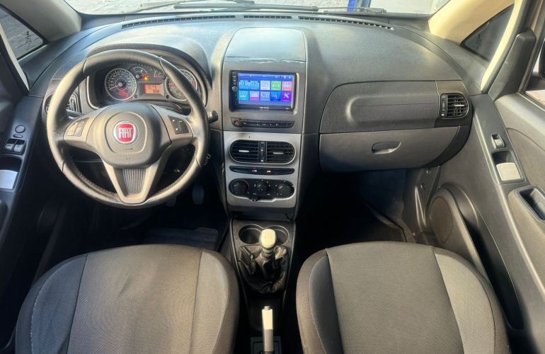 Fiat Idea Attractive 1.4 8V (Flex) - Foto #3