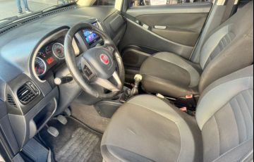 Fiat Idea Attractive 1.4 8V (Flex) - Foto #5