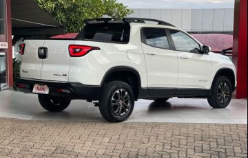 Fiat Toro Freedom 1.8 AT6 4x2 (Flex) - Foto #4