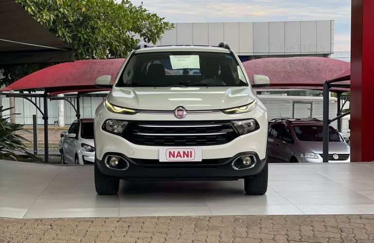 Fiat Toro Freedom 1.8 AT6 4x2 (Flex) - Foto #2