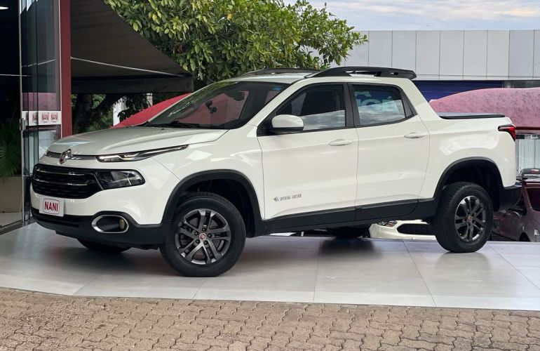 Fiat Toro Freedom 1.8 AT6 4x2 (Flex) - Foto #1