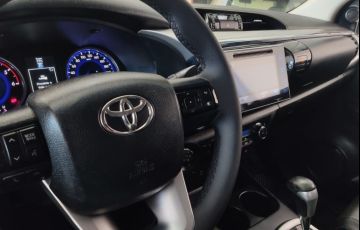 Toyota Hilux 2.8 Srx 4x4 CD 16v - Foto #10