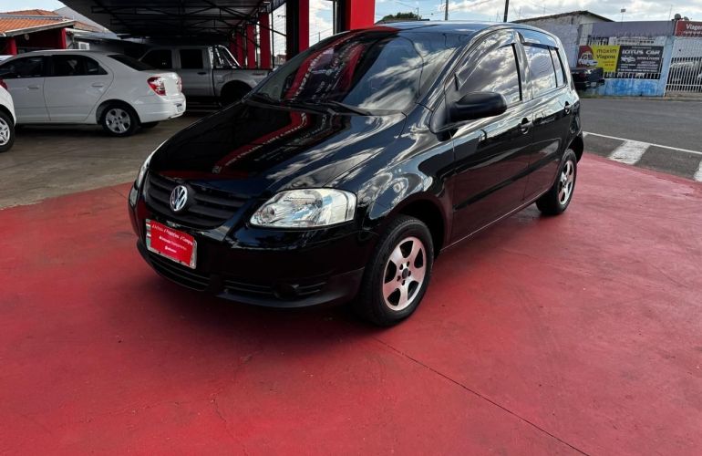 Volkswagen Fox 1.0 Mi City 8v - Foto #2