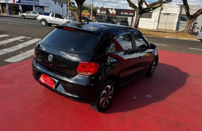 Volkswagen Gol 1.0 Mi 8V G.vi - Foto #2
