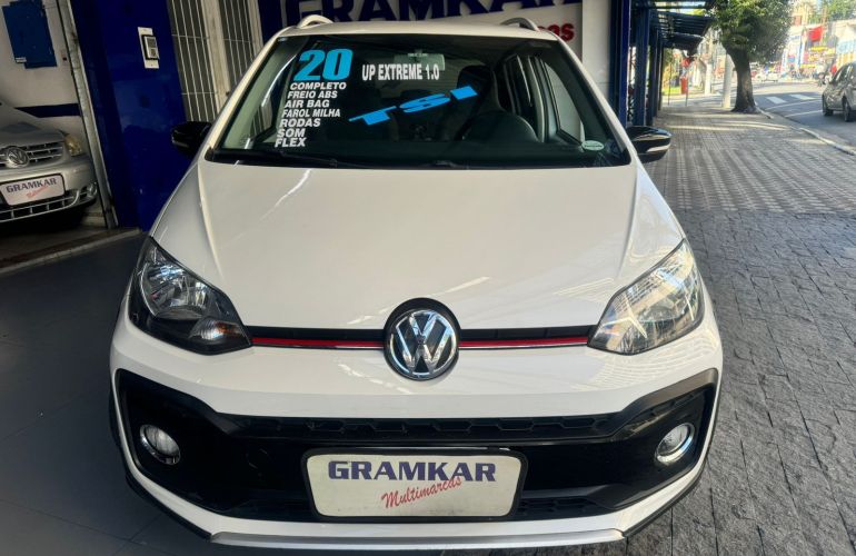 Volkswagen up! 1.0 TSI Xtreme - Foto #1
