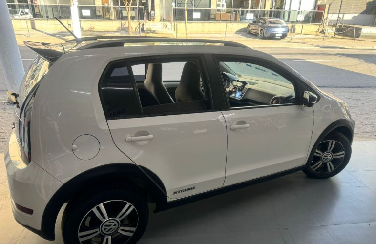 Volkswagen up! 1.0 TSI Xtreme - Foto #7
