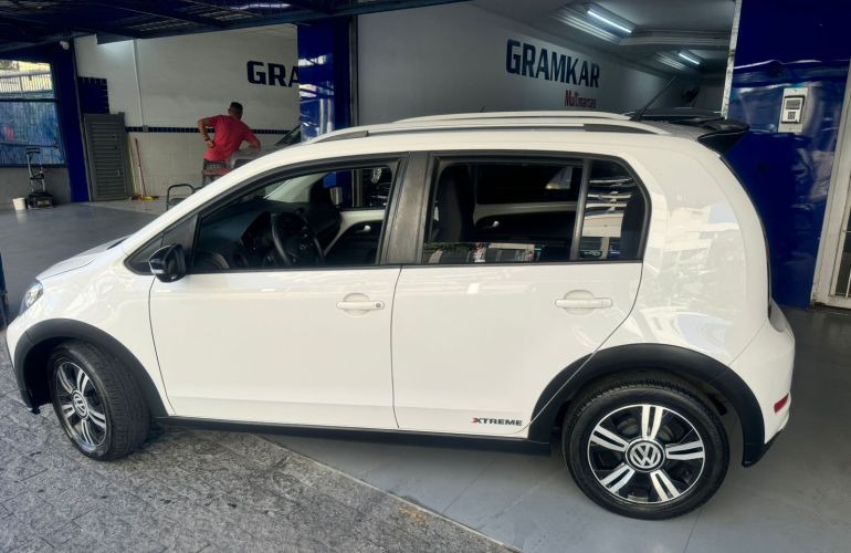 Volkswagen up! 1.0 TSI Xtreme - Foto #10