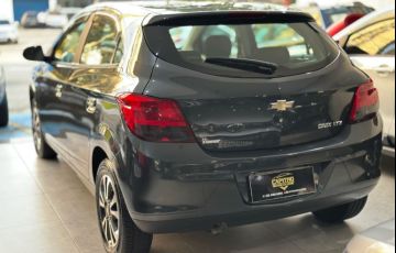Chevrolet Onix 1.4 MPFi LTZ 8v - Foto #4