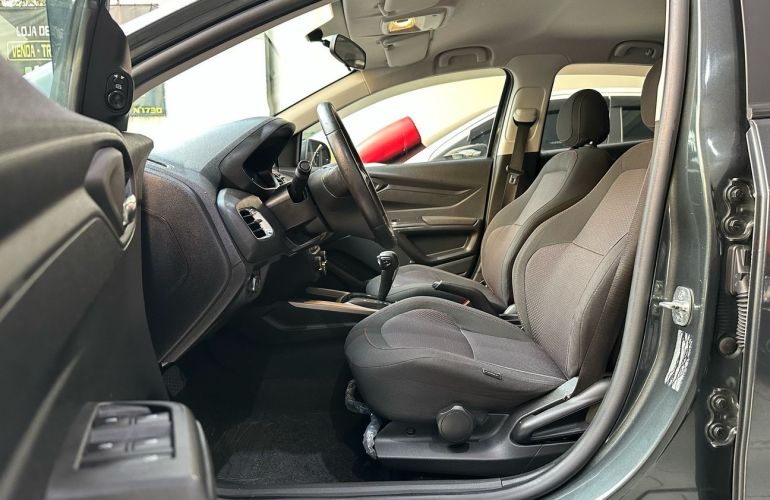 Chevrolet Onix 1.4 MPFi LTZ 8v - Foto #7