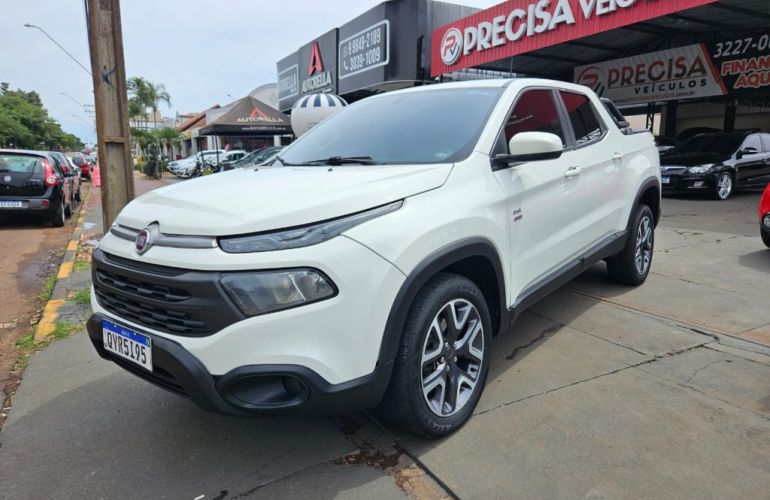 Fiat Toro 2.0 TDI Endurance 4WD (Aut) - Foto #10