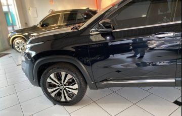 Fiat Toro 2.0 16V Turbo Volcano 4WD At9 - Foto #3