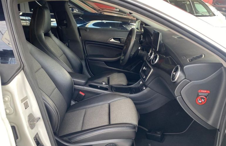 Mercedes-Benz Cla 180 1.6 Cgi 7g-dct - Foto #6