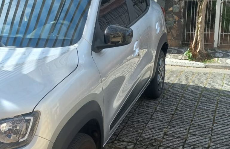 Renault Kwid 1.0 Intense - Foto #2