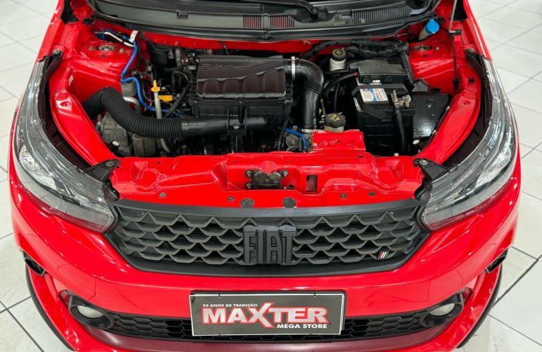 Fiat Argo 1.8 E.torq Hgt At6 - Foto #5