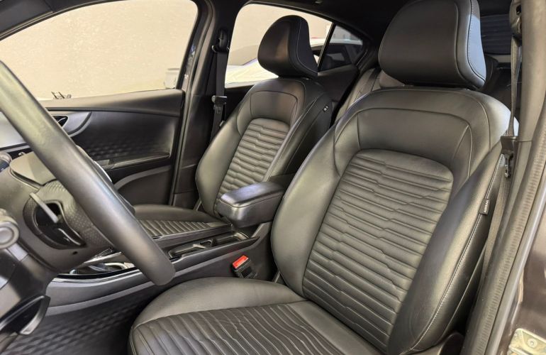 Fiat Fastback 1.3 Turbo 270 Limited Edition At6 - Foto #10