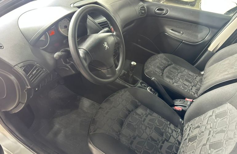 Peugeot 207 1.4 Xr Sw 8V Flex 4p Manual - Foto #9