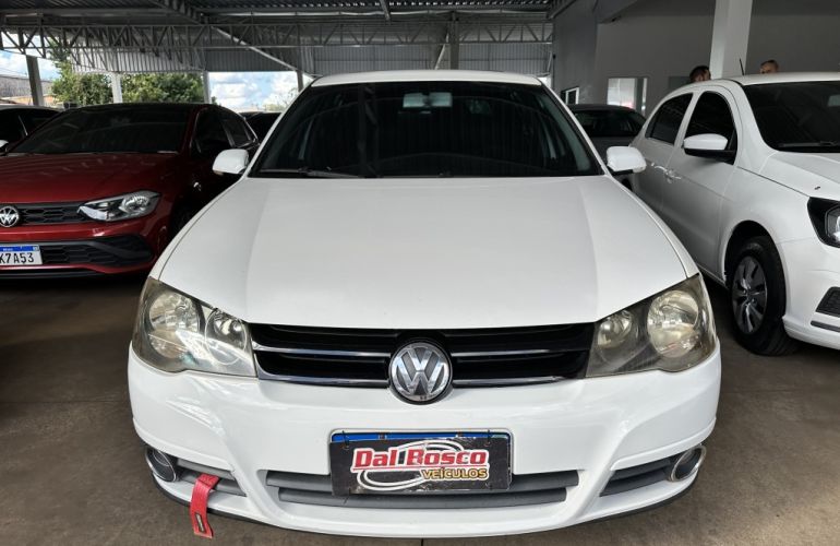 Volkswagen Golf 2.0 (Aut) - Foto #3
