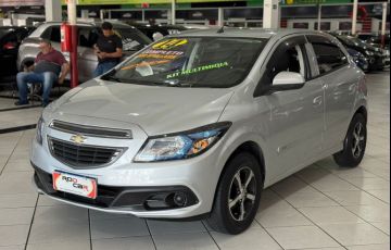 Chevrolet Onix 1.0 MPFi LT 8v - Foto #3