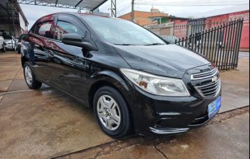 Chevrolet Onix 1.0 LT - Foto #4