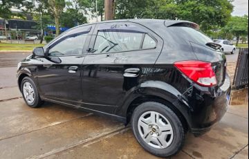 Chevrolet Onix 1.0 LT - Foto #8