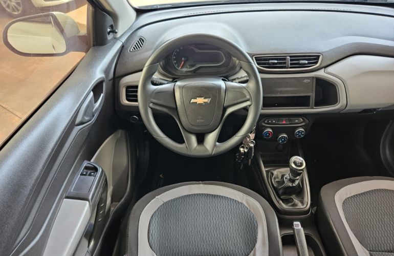 Chevrolet Onix 1.0 LT (Flex) - Foto #7