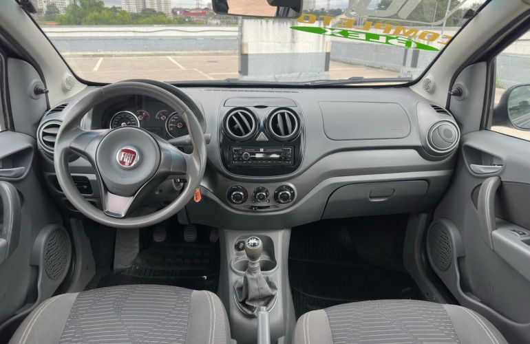 Fiat Palio 1.4 MPi Attractive 8v - Foto #10
