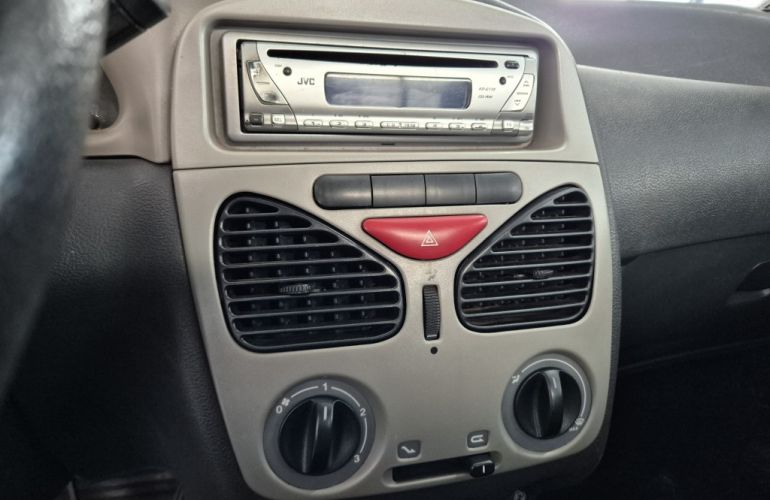 Fiat Strada Fire 1.4 (Flex) - Foto #8