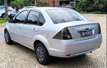 Ford Fiesta Sedan 1.6 Rocam (Flex) - Foto #3