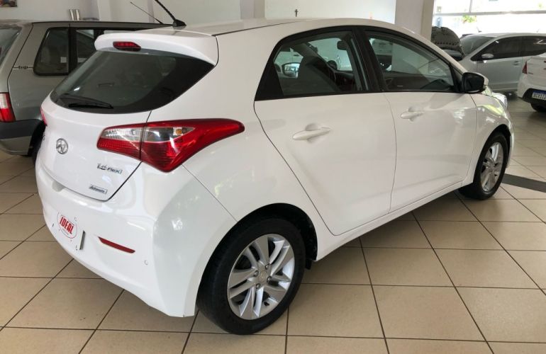 Hyundai HB20 1.6 Premium (Aut) - Foto #5