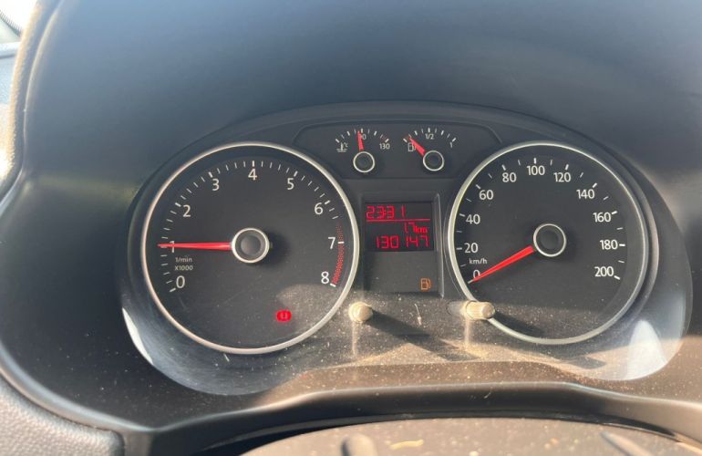 Volkswagen Voyage 1.0 MPI Trendline (Flex) - Foto #8