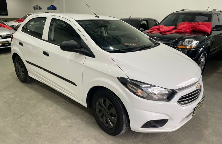 Chevrolet Onix 1.0 MPFi Joy 8V Flex 4p Manual - Foto #2