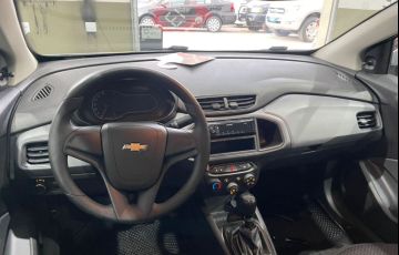 Chevrolet Onix 1.0 MPFi Joy 8V Flex 4p Manual - Foto #9