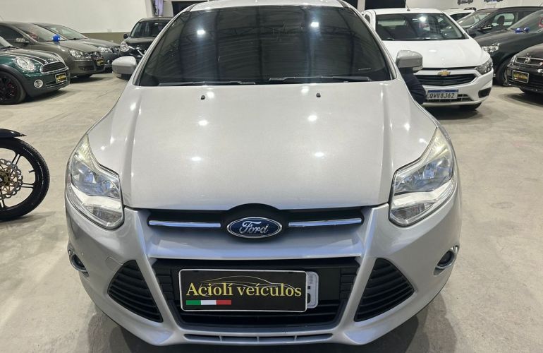 Ford Focus 1.6 S 16V Flex 4p Manual - Foto #3