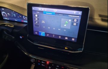 Jeep Commander 1.3 T270 Turbo Overland - Foto #7