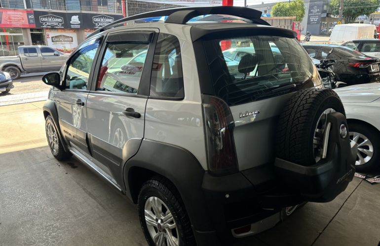 Fiat Idea Adventure 1.8 16V Dualogic (Flex) - Foto #4