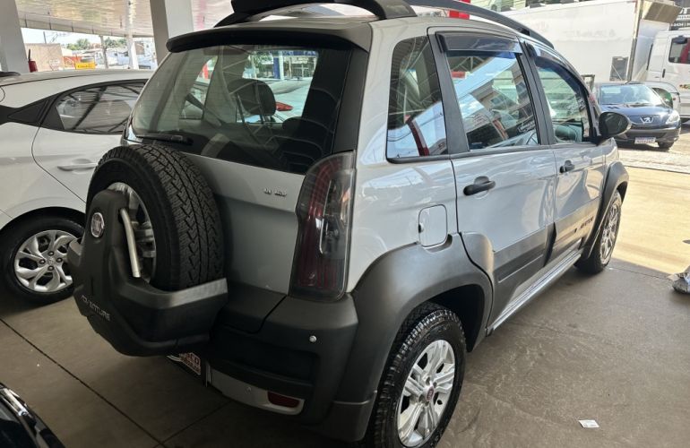 Fiat Idea Adventure 1.8 16V Dualogic (Flex) - Foto #5