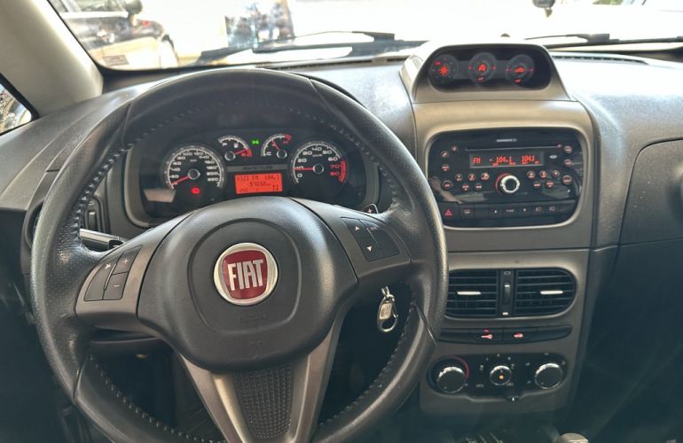 Fiat Idea Adventure 1.8 16V Dualogic (Flex) - Foto #6