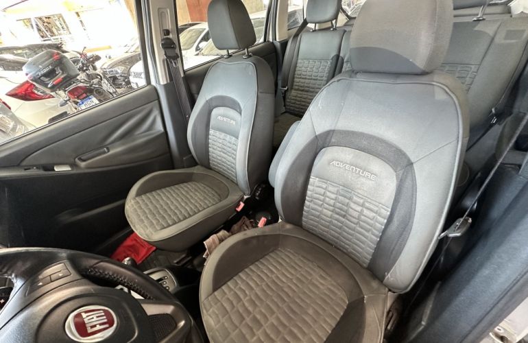 Fiat Idea Adventure 1.8 16V Dualogic (Flex) - Foto #7
