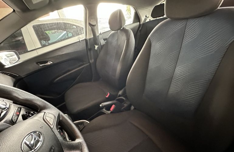 Hyundai HB20 1.6 Comfort - Foto #6